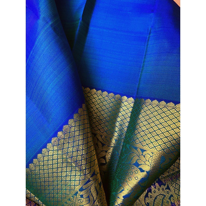 seerat_adream_75487938_273063926904123_135592875503597841_n